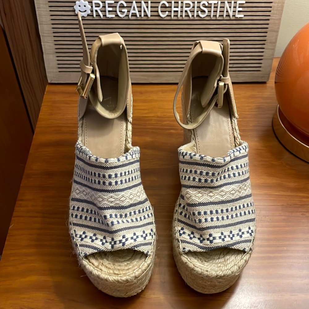 Marc fisher wedges